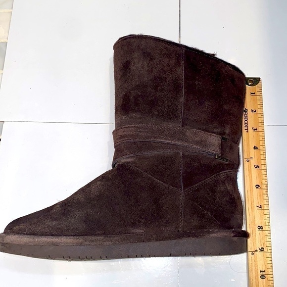 Bearpaw 💯 chocolate brown suede boots with wool blend lining. Size 8. - Picture 7 of 14